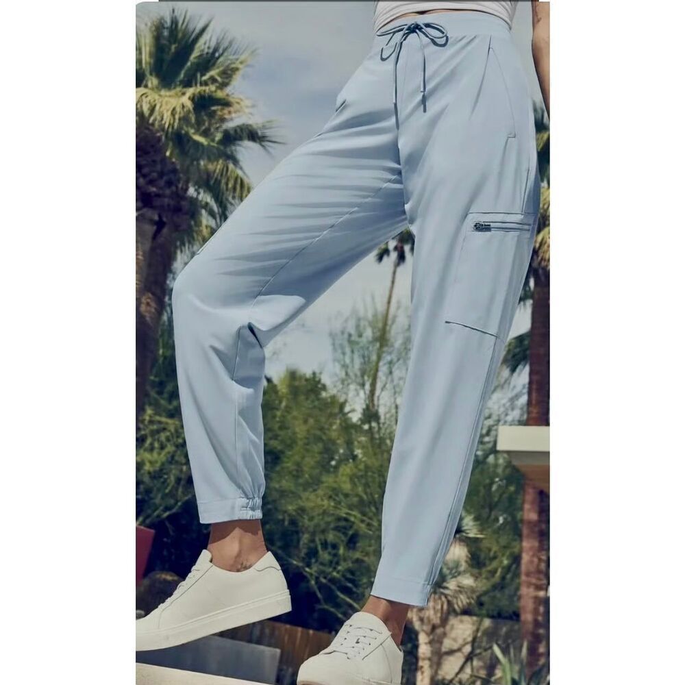 Athleta Go‎ Far Travel Venture Pants size 10 Blue Athletic